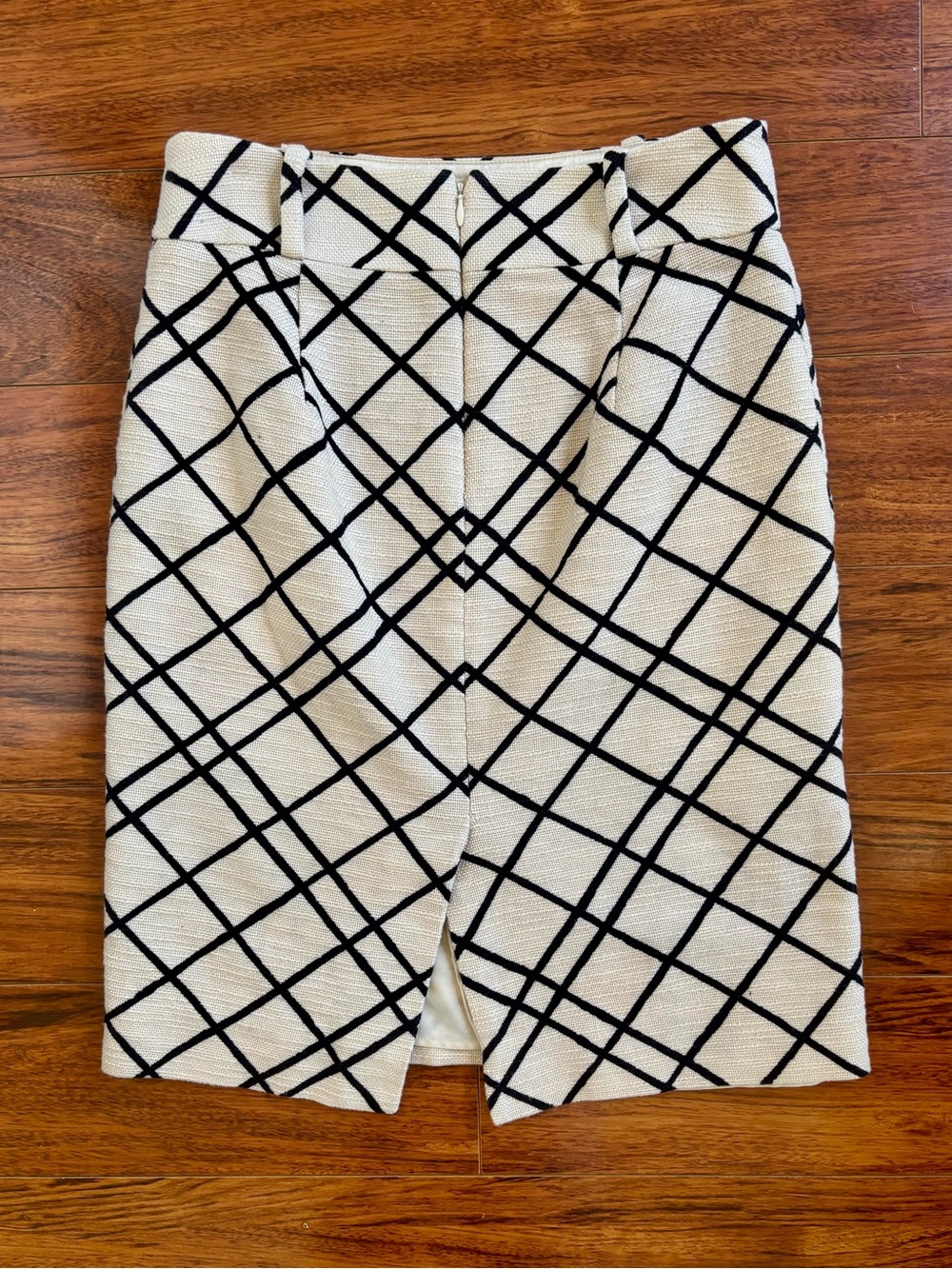Banana Republic Cream Pencil Skirt with Black Grid - Picture 10 of 10